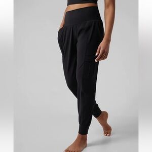 Athleta Salutation Cargo Jogger - Black Medium Tall